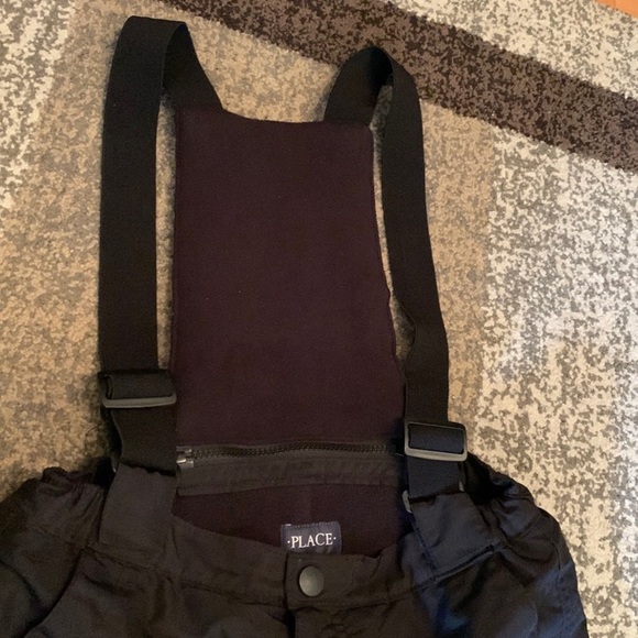 ❄️💦EUC Unisex Children’s Place Black Snowpants - size 12 - Picture 8 of 16